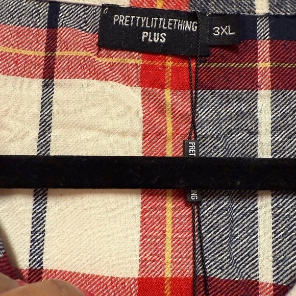 NWT WOMEN’S PLUS SIZE PRETTYLITTLETHING NAVY CHECKED LONG SLEEVE FLANNEL PJ 3XL - Picture 9 of 9
